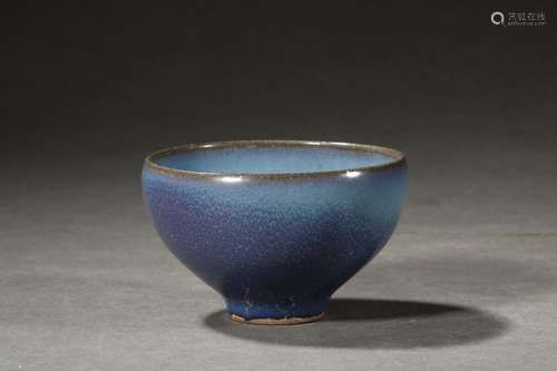 A CHINESE JUN YAO BOWL