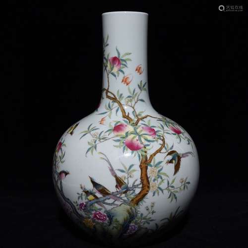 A CHINESE FEN CAI BOTTLE VASE WITH LONGEVOUS PATTERN