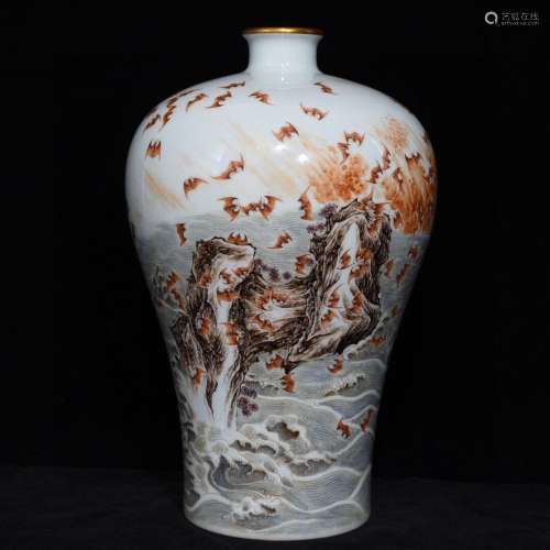 A CHINESE FEN CAI EAR VASE WITH 
CHRYSANTHEMUM PATTERN