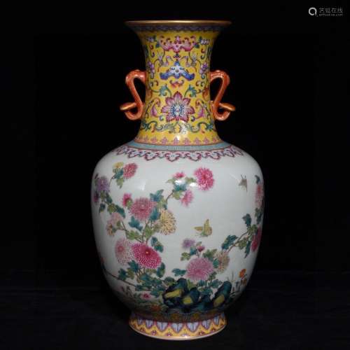 A CHINESE FEN CAI MEIPING VASE WITH BEAST PATTERN
