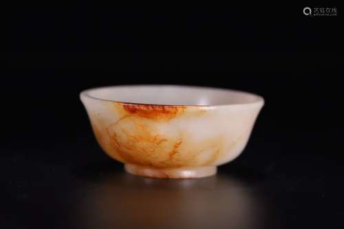 A CHINESE HETIAN JADE TEA CUP