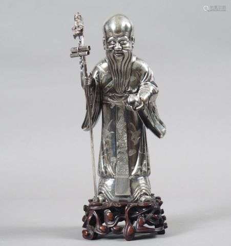 Statuette en argent, représentant Lao Tse tenant l…