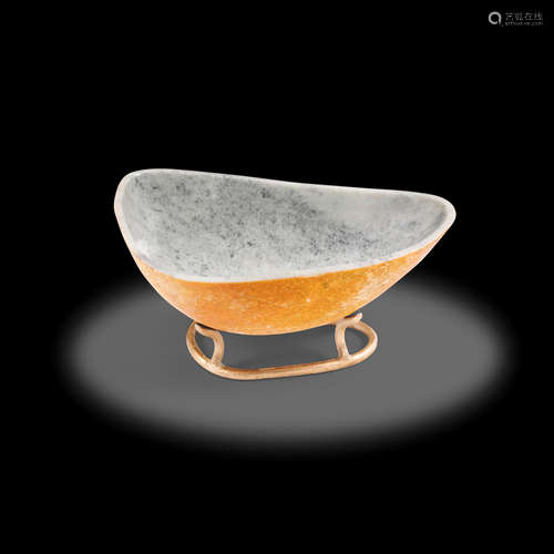 Free-form Carved Nephrite Bowl by Luis Alberto Quispe Aparicio