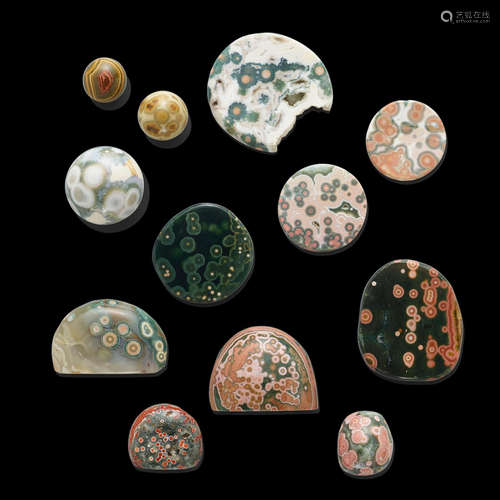 Twelve Ocean Jasper Specimens and Three Egg-form Carvings