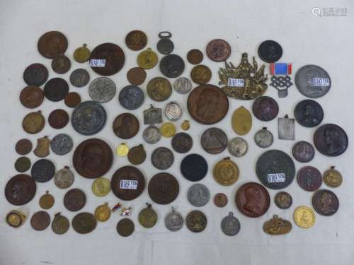 A set of 85 decorative medals. Period: 18th, 19th …