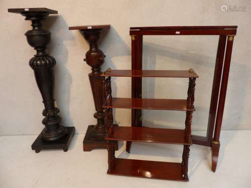 Lot including a Louis Philippe shelf, 2 wooden col…