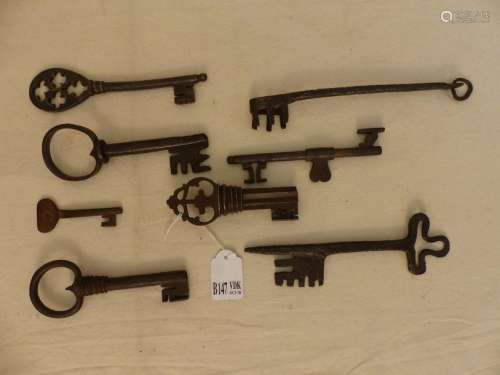 A set of 8 wrought iron keys. Period: XVth, XVIth,…