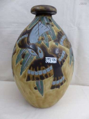 Stoneware vase \