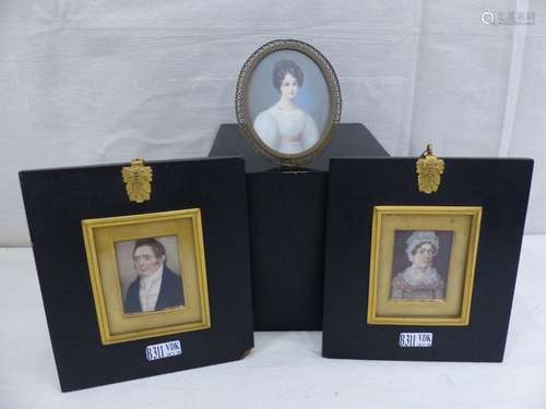 Suite of 3 miniature portraits of men and women. P…