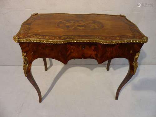 Small marquetry desk in Louis XV style. Period: 20…