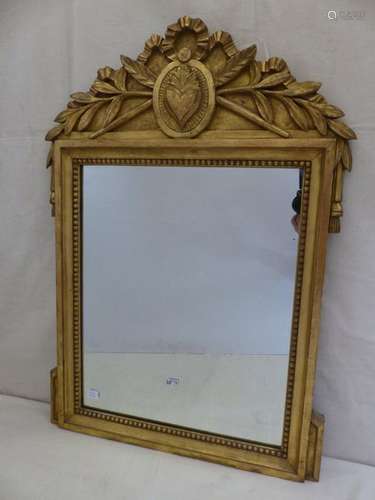 Rectangular mirror with gilded wood frame carved w…