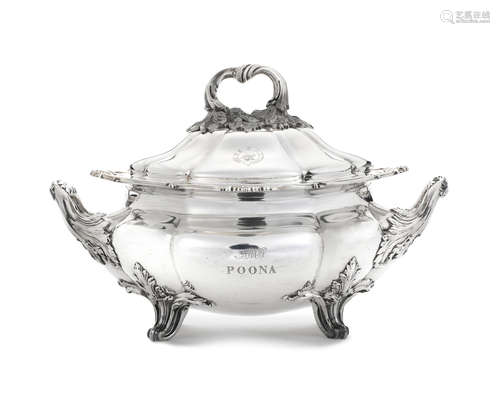 A Victorian silver soup tureen Joseph & Albert Savory, London 1844