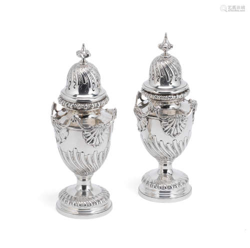 A large pair of silver sugar casters Goldsmiths & Silversmiths Company, London 1913 (2)