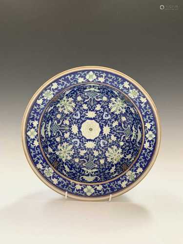 A Chinese porcelain bowl, 19th century, the painted blue enamels to the interiro decorated with