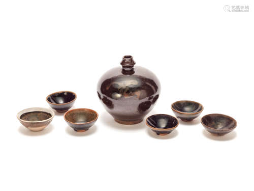 A Henan russet painted jar and six Jianyao tea bowls Song Dynasty