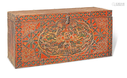 A painted lacquered wood 'double dragon' storage chest Tibet, 17th/18th century