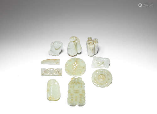 A group of ten small carved jade items Qing Dynasty