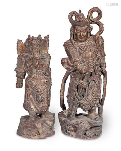 Two red lacquered and gilt carved wood figures of guardians Late Qing Dynasty/Republic