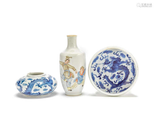 A small famille rose vase and two blue and white vessels Late Qing Dynasty