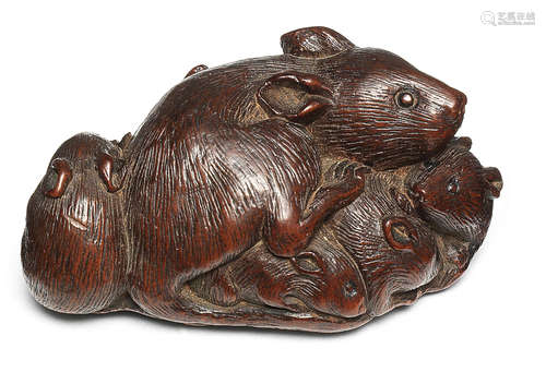 A wood netsuke of a family of rats By Tametaka, Nagoya, circa 1770-1780