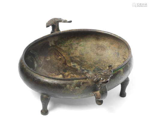 An archaic bronze ritual food vessel, dui Warring States Period