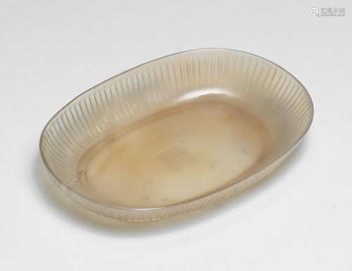 A rare agate 'chrysanthemum' dish Incised Qianlong seal mark, 18th/19th century