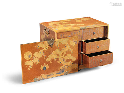 A Gold-lacquer portable shomotsu dansu (cabinet for books) Edo period (1615-1868), 17th/18th century