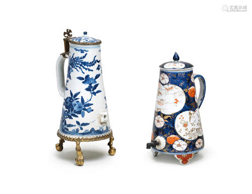 An Arita coffee ewer and an Imari coffee ewer Edo period (1615-1868), 17th/18th century