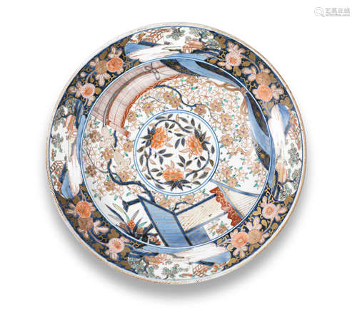 An Imari large dish Edo period (1615-1868), late 17th/early 18th century