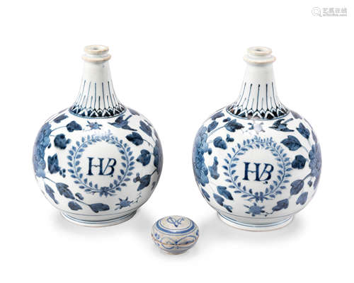 A pair of Ko-Imari blue and white apothecary bottles and a small box and cover Edo period (1615-1868), late 17th century