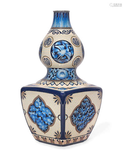 A cloisonné-enamel gourd vase By Ando Jubei, Meiji era (1868-1912), late 19th/early 20th century