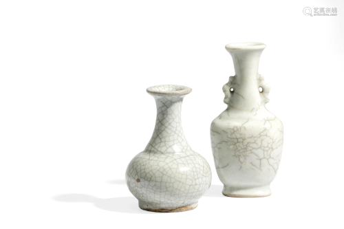 TWO SMALL WHITE PORCELAIN CRACKLES VASES…