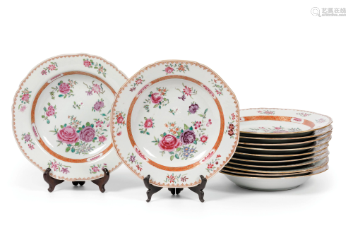 TWELVE FAMILLE ROSE EXPORT PORCELAIN SOUP PL…