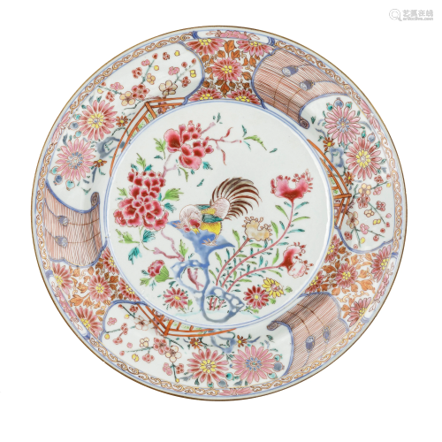 A LARGE FAMILLE ROSE PORCELAIN COCK DISH, CHI…