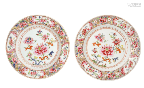 A PAIR OF FAMILLE ROSE PORCELAIN DISHES, CHINA, …