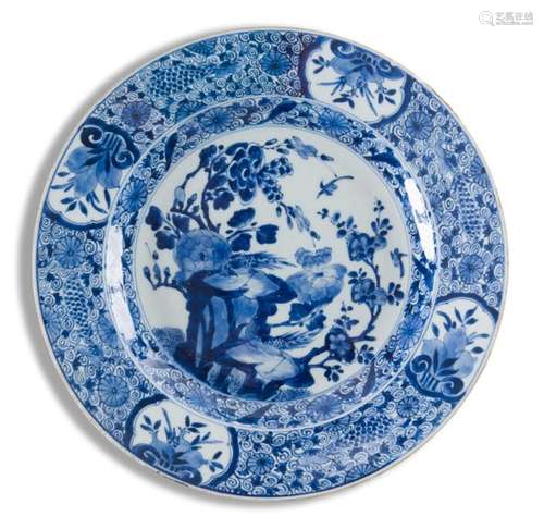 PLATE IN WHITE PORCELAIN China, Kangxi period (166…