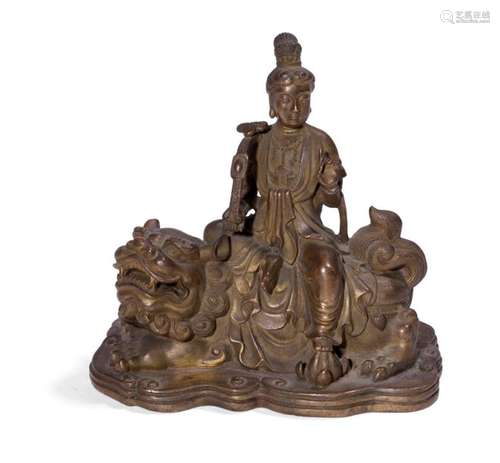 BRONZE STATUETTE OF GUANYIN China, 20th century. S…