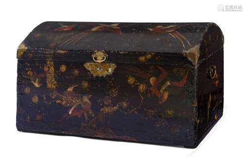 BOX IN EUROPEAN VERNISH featuring birds on a black…