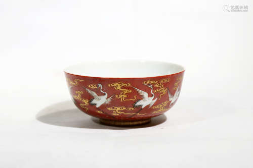 Chinese Qing Dynasty Yongzheng Period Coral Red Glaze Famille Rose Gold Painted Porcelain Bowl