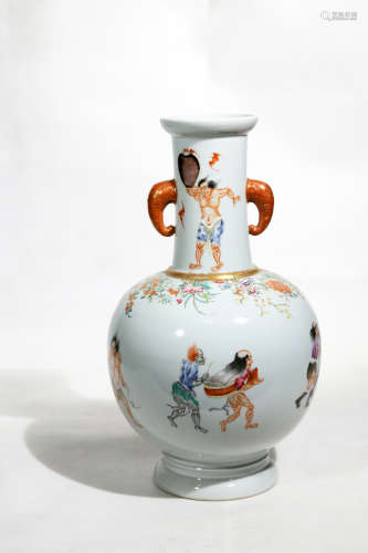 Chinese Qing Dynasty Qianlong Period Porcelain Jar
