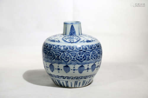 Chinese Ming Blue And White Porcelain Vessel