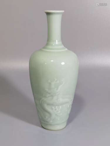 Chinese Qing Dynasty Kangxi Period Porcelain Bottle