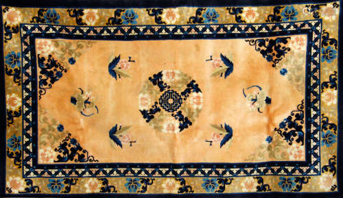 1900年 北京作花卉纹羊毛毯