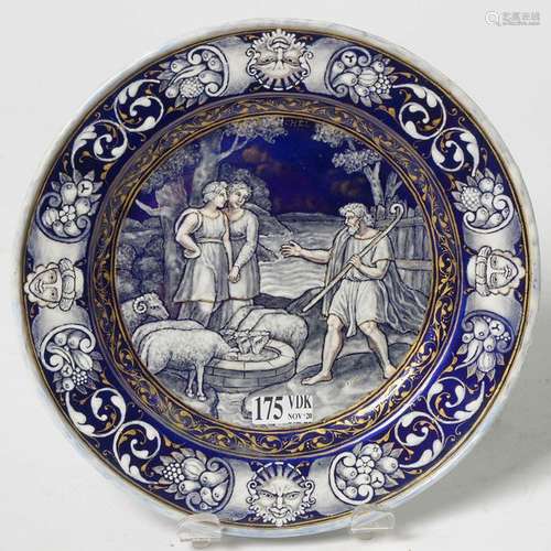 Assiette ronde en cuivre aux émaux de Limoges repr…