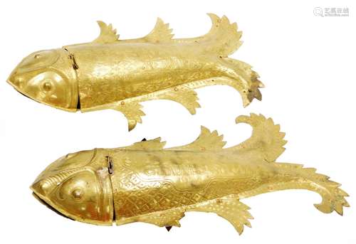 India interest. Two gilt washed presentation fishes, with articulated mouths, presented 1924 by