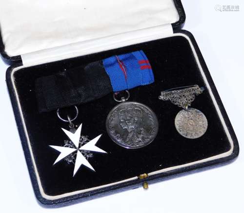 Various Indian Empire group police commissioner medals, etc., two with ribbons, cased.