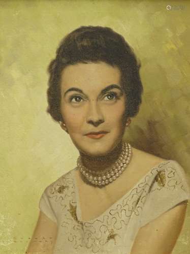 20thC British School. Head and shoulders portrait of a lady, oil on canvas, indistinctly signed, 44c