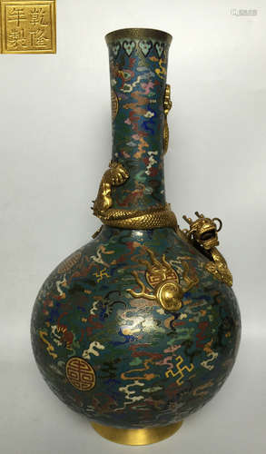 A CLOISONNE WITH GILT BRONZE CASTED DRAGON PATTERN VASE