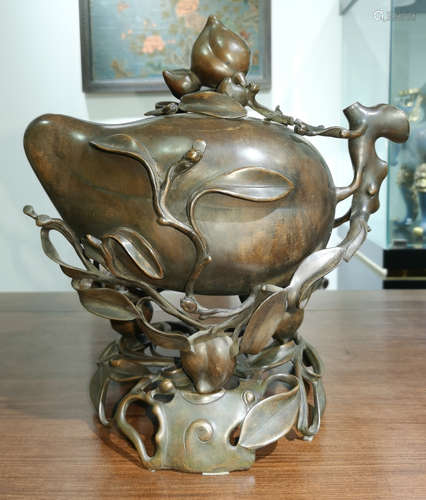 A COPPER CASTED PEACH SHAPE CENSER