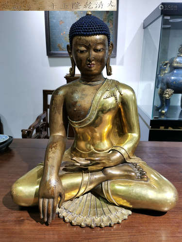 A GILT BRONZE CASTED SAKYAMUNI BUDDHA STATUE